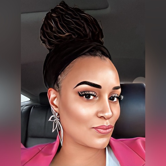 Meet your Posher, Adinah - Picture 3 of 16